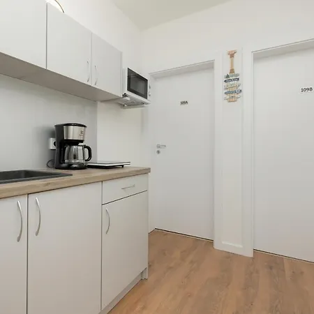 Antek Nad Morzem Apartment *