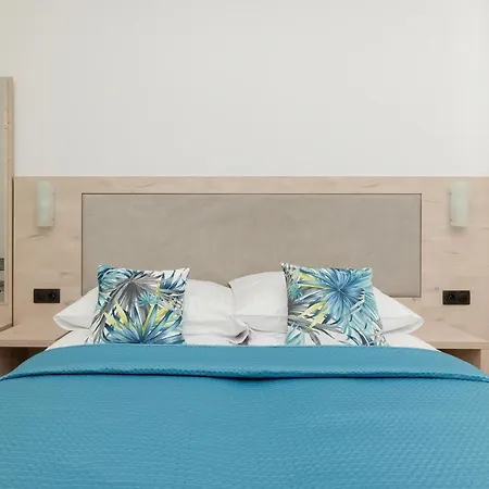 Antek Nad Morzem Apartment *